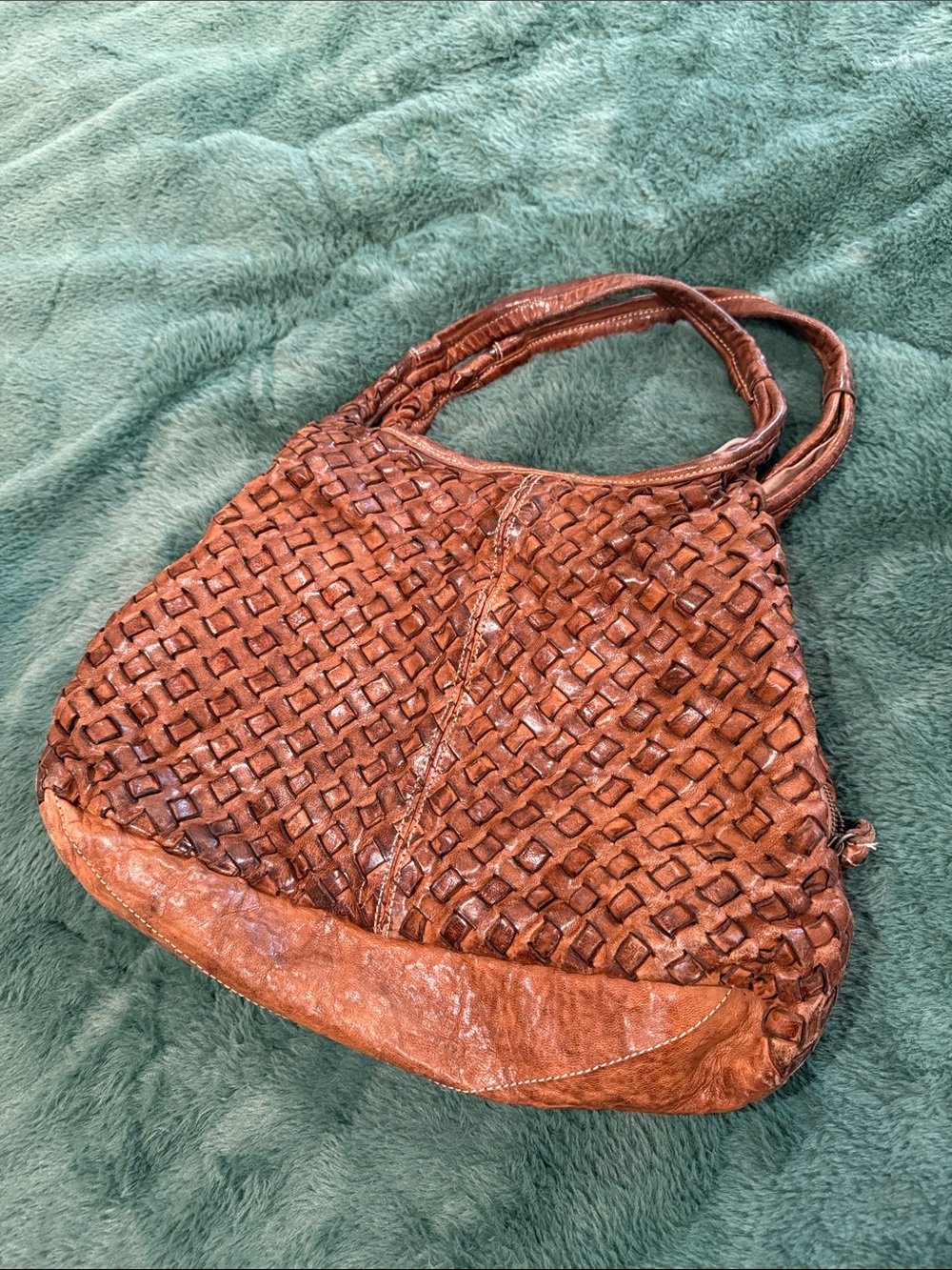 Woven Leather Shoulder Bag in Brown